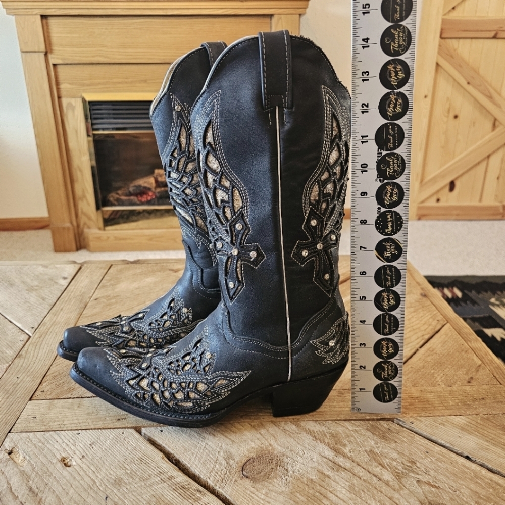 Seven Stars Black leather Studded Cross western boots, women's 8 B - Picture 2 of 12